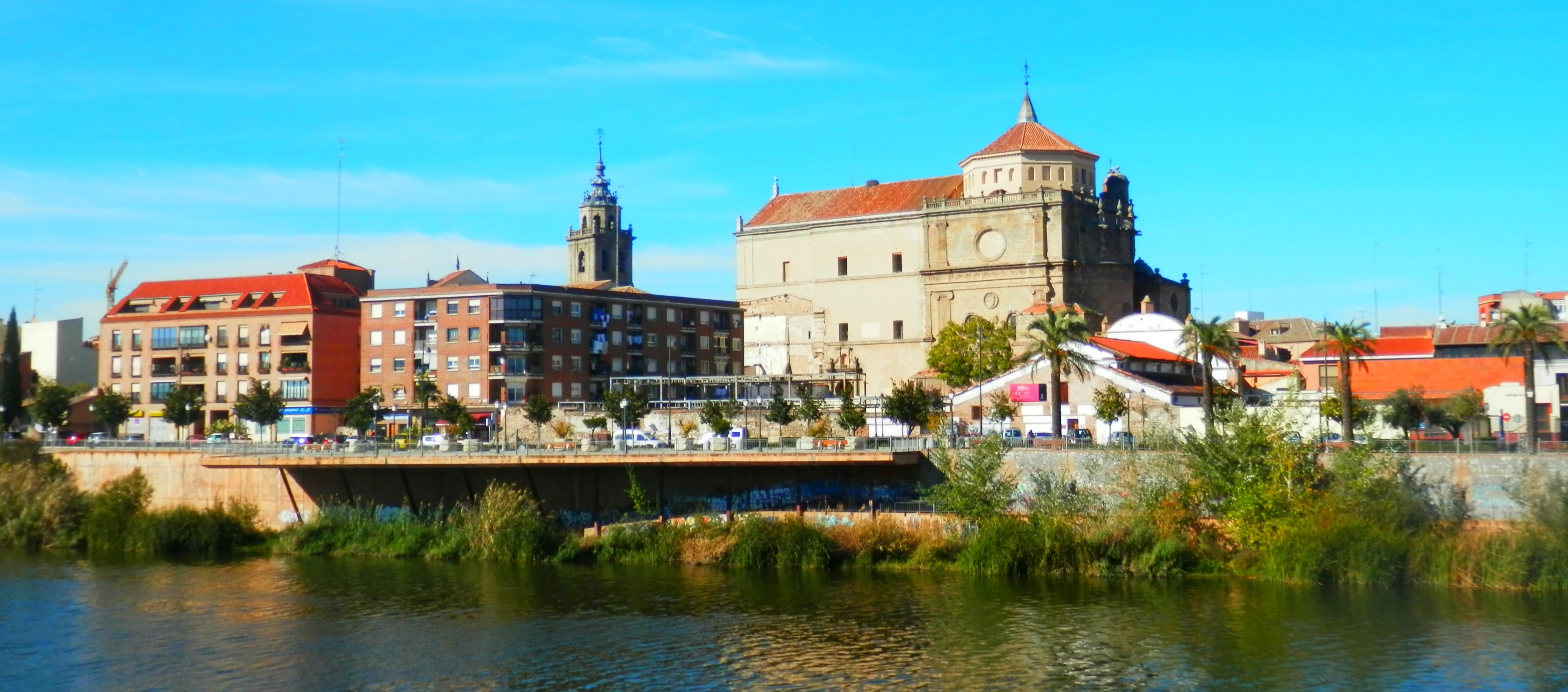 Vista de Talavera de la Reina desde el río Tajo